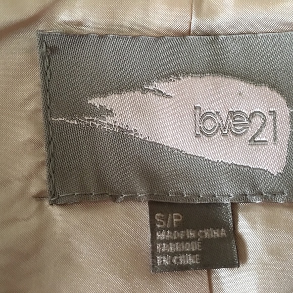 Forever 21 Dusty Rose Jacket with Silver Threads - Picture 6 of 7